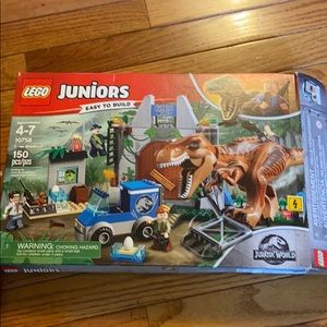 T. rex breakout lego 10758